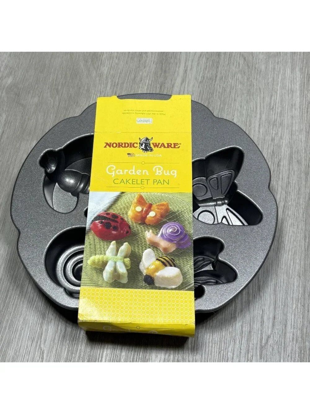 Nordic Ware Cakelet Pan Backyard Bugs 5 Cups Spring Ladybug Butterfly Dragonfly